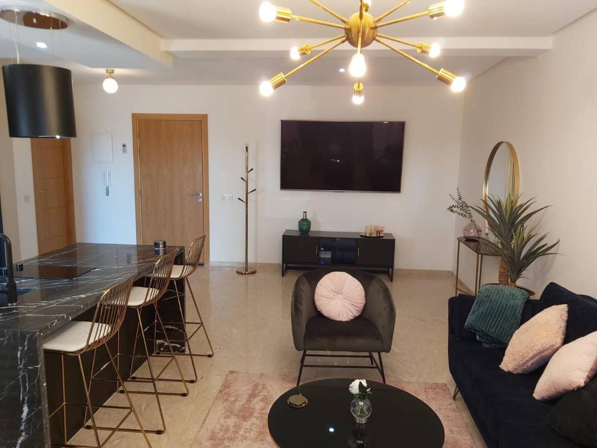 Luxueux Appartement Entre Gueliz Et L'Hivernage Avec Wifi Marraquexe Exterior foto